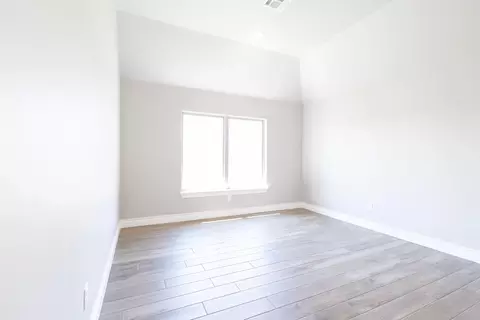 Bedroom - 2913 E Northampton St, Broken Arrow, OK 74014 photo 1 of 5