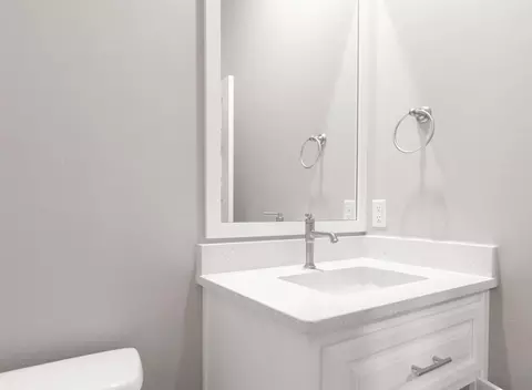 Bath - 2913 E Northampton St, Broken Arrow, OK 74014 photo 11 of 11