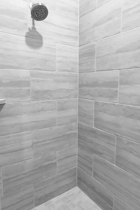 Bath - 2913 E Northampton St, Broken Arrow, OK 74014 photo 4 of 11