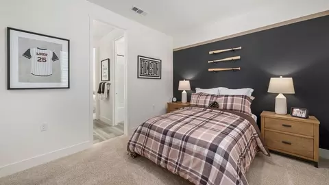 Bedroom - 7527 Savannah Height Ave, Bakersfield, CA 93313 photo 9 of 9