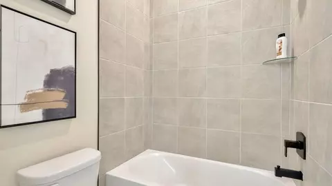Bath - 12243 White Blossom Ct, Parrish, FL 34219 photo 7 of 12
