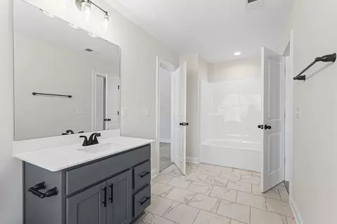 9000 Lavender Gln, Midland, GA 31820