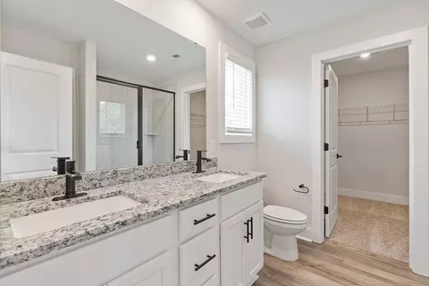 Bath - 26 Hibiscus Dr Hampstead, Hampstead, NC 28443 photo 1 of 4