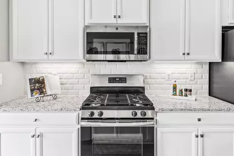 Kitchen - 1900 Distillery Ave, Baltimore, MD 21222 photo 1 of 6