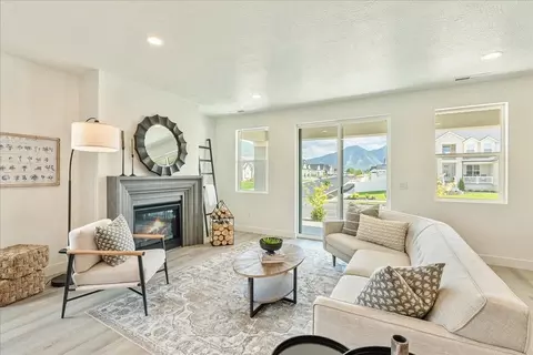Living - 2152 W Legend Way, Mapleton, UT 84664 photo 5 of 5