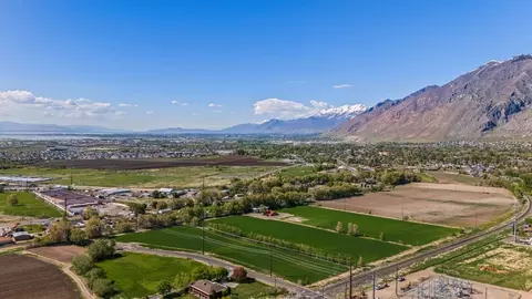 View/Area - 2152 W Legend Way, Mapleton, UT 84664 photo 6 of 17