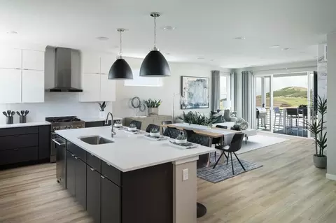 Kitchen - 11720 Verse Rd, Lone Tree, CO 80124 photo 2 of 5