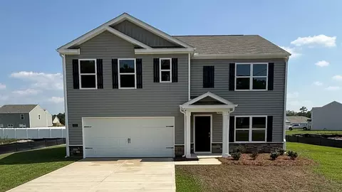 121 Claude St, La Grange, NC 28551