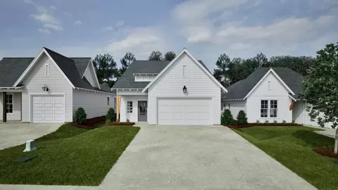 810 Hunters Way, Opelika, AL 36801