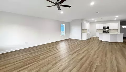 Living - 4328 Sloan Dr, Alexander, AR 72002 photo 1 of 3