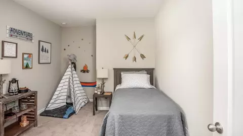 Bedroom - 14055 Spring Hill Dr, Spring Hill, FL 34609 photo 4 of 5