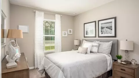 Bedroom - 14055 Spring Hill Dr, Spring Hill, FL 34609 photo 3 of 5