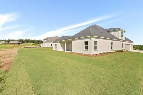 Exterior - 127 Laurel Branch Dr, Dothan, AL 36305 photo 5 of 10