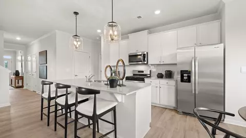 Kitchen - 1744 Franklin Pl, Springfield, OH 45503 photo 10 of 11