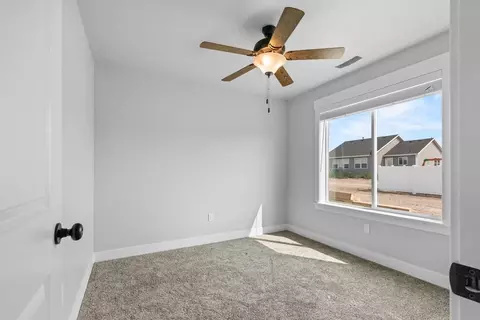 Bedroom - 574 N 600 W, Smithfield, UT 84335 photo 6 of 12