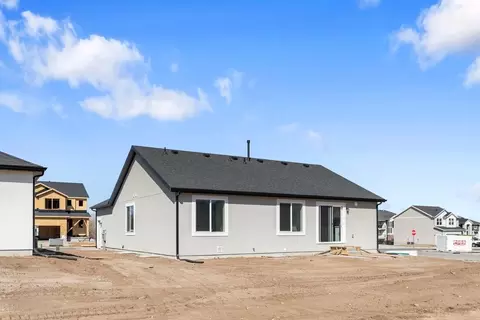 Exterior - 574 N 600 W, Smithfield, UT 84335 photo 10 of 24