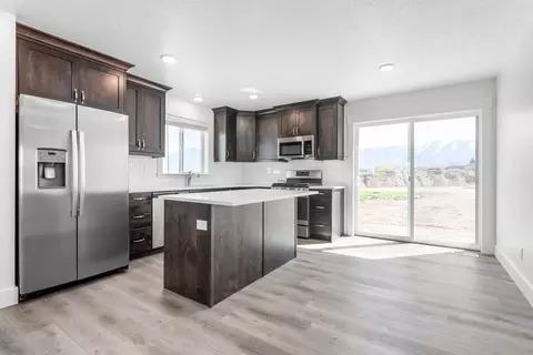 Kitchen - 574 N 600 W, Smithfield, UT 84335 photo 1 of 7