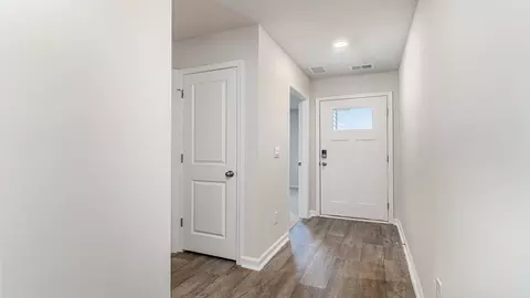Entry Way - 3005 Royal Bluff Ln, Florence, SC 29505 photo 1 of 2