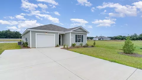 Exterior - 3005 Royal Bluff Ln, Florence, SC 29505 photo 1 of 12