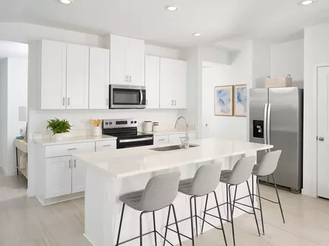 Kitchen - 8 Sandy Ln, Palm Coast, FL 32164 photo 1 of 1