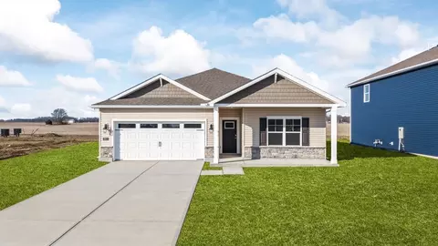 2912 Hoying Dr, Troy, OH 45373