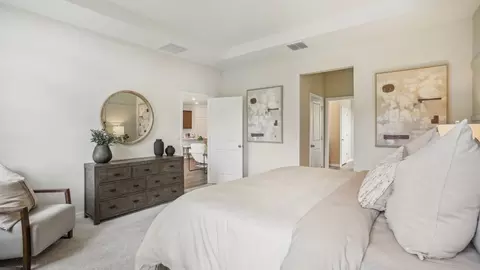 Bedroom - 35231 Flower Patch Dr, Richland, FL 33525 photo 7 of 8