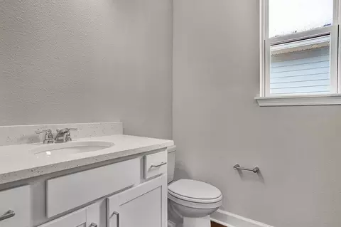 Bath - 32 Winterfield Pl, Saint Augustine, FL 32092 photo 2 of 10