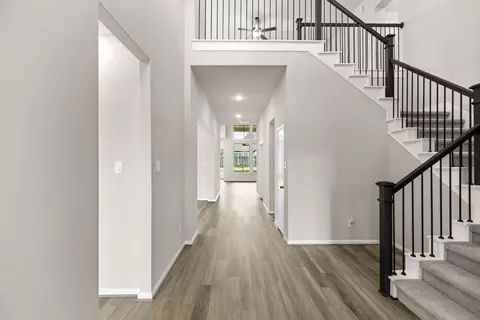 Entry Way - 3009 Hickory Haven Ln, Conroe, TX 77385 photo 2 of 3