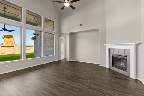Living - 3009 Hickory Haven Ln, Conroe, TX 77385 photo 1 of 6