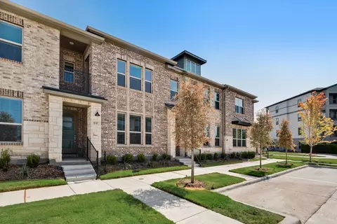 8317 Bayside Dr, Rowlett, TX 75088