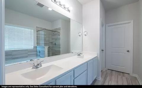 Bath - 110 Olympic Park Dr, Kyle, TX 78640 photo 1 of 11
