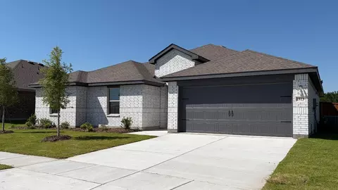 1913 Reveille Way, Terrell, TX 75160