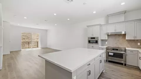 Living - 1717 Central Pkwy, Dublin, CA 94568 photo 4 of 9