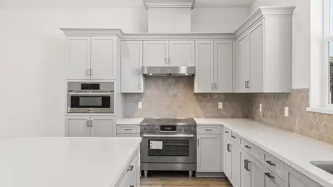Kitchen - 1717 Central Pkwy, Dublin, CA 94568 photo 4 of 13