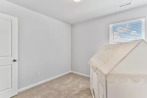 Bedroom - 22 Stout Lndg, Dunn, NC 28334 photo 3 of 8