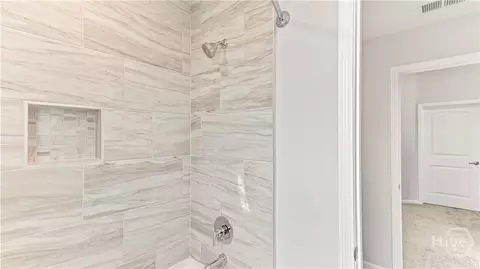 Bath - 148 Como Dr, Pooler, GA 31322 photo 4 of 5