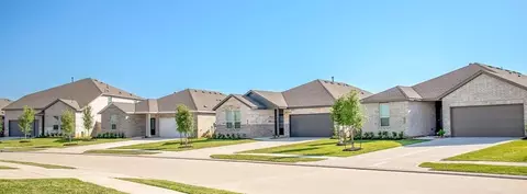 5302 Sleepy Fox Ln, Richmond, TX 77469