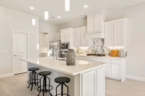Kitchen - 1706 Baldwin Dr, Cedar Hill, TX 75104 photo 6 of 8