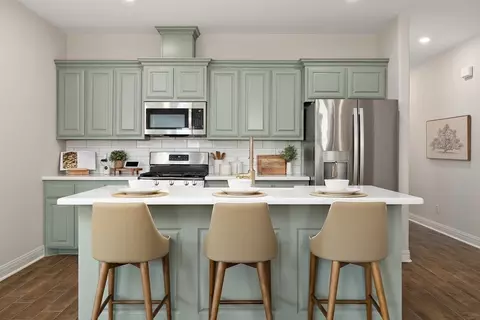 Kitchen - 5101 Carambola Ln, Laredo, TX 78046 photo 1 of 2