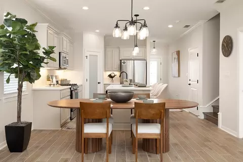 Dining - 5101 Carambola Ln, Laredo, TX 78046 photo 1 of 3