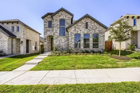6028 Silverstein St, Fort Worth, TX 76126