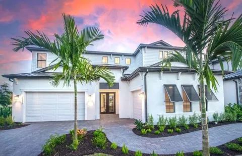 967 French Oak St, Naples, FL 34120
