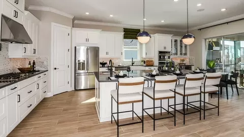 Kitchen - 1009 Tassleflower Trl, Saint Cloud, FL 34771 photo 6 of 14