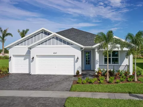 3235 Legends Preserve Dr, Daytona Beach, FL 32124