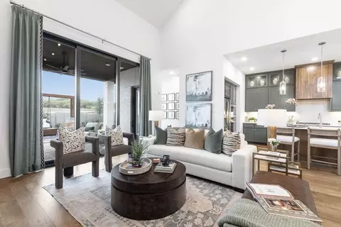 Living - 325 Vale Run, Kyle, TX 78640 photo 4 of 10