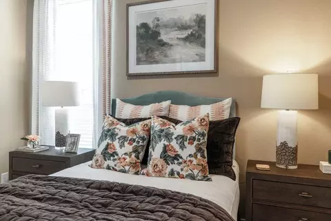 Bedroom - 325 Vale Run, Kyle, TX 78640 photo 7 of 11