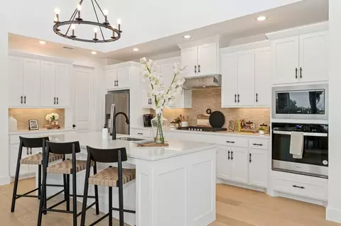 Kitchen - 2101 Baxter Rd, Celina, TX 75009 photo 7 of 8