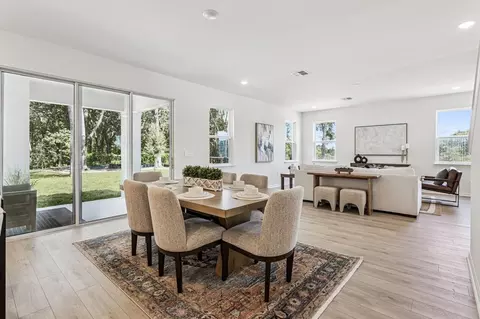 Dining - 4275 Darby Ct, Eustis, FL 32736 photo 3 of 4