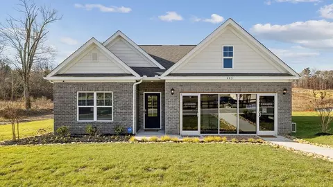 1512 Fox Meadows Cir, Bluff City, TN 37618