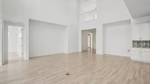 Living - 8308 Golden Beach Ct, Parrish, FL 34219 photo 3 of 7